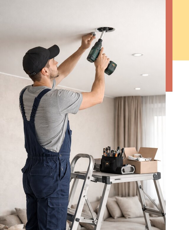 Установка и монтаж точечных светильников в натяжной потолок в Севастополе от 1858 руб. | ОТДЕЛОЧНИК-Сев